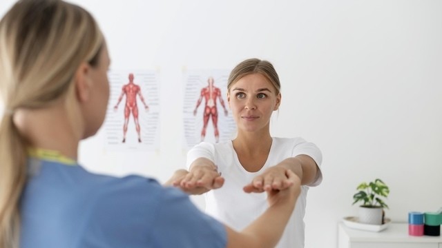Когда физическая терапия помогает возвращаться к повседневным движениям